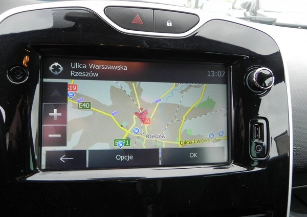Renault Clio cena 35900 przebieg: 155000, rok produkcji 2015 z Rzeszów małe 137